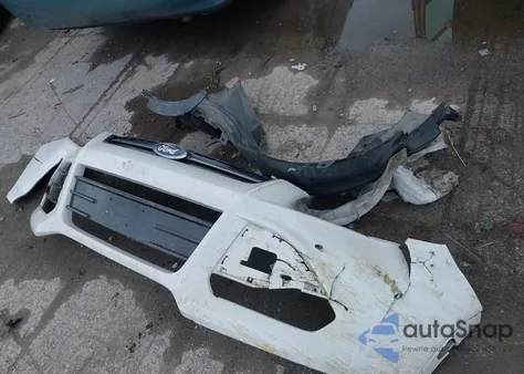 2015 Ford Escape Titanium z USA, uszkodzony, nr VIN 1FMCU9J92FUA50205